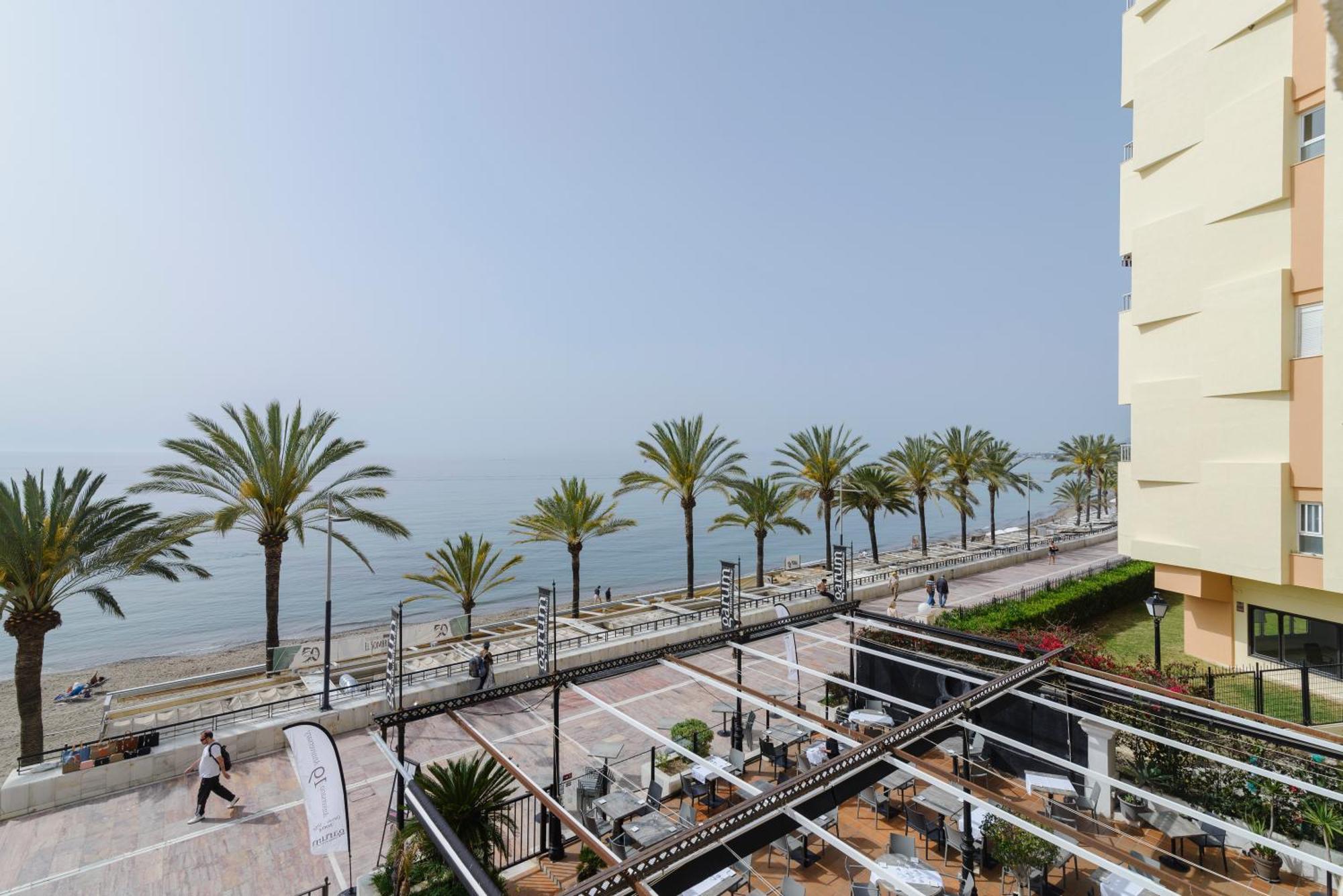 Sea Front Apartment In Marbella Center المظهر الخارجي الصورة